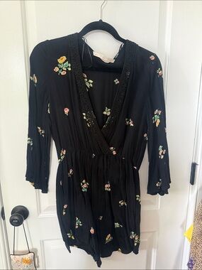 Zara Black Floral Crochet-Trim V-Neck Romper